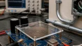 Arkansas researchers develop graphene device that harvests 60 Hz power-line radiation to run battery-free sensor